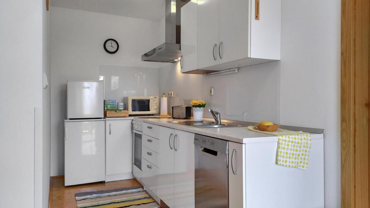 Apartments Vinska Trta Catez ob Savi Eksteriør billede